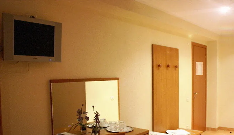 Alma Hotel